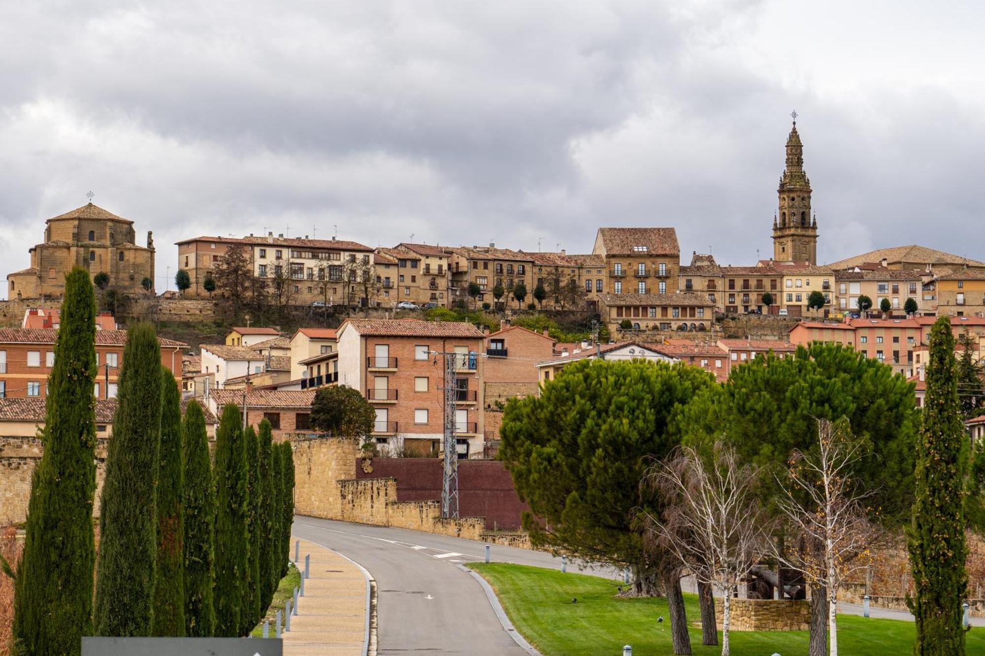 Отель Eth Rioja Аро Экстерьер фото